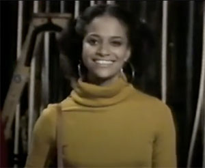 “3 Girls 3” Debbie Allen / 1977 sitcom